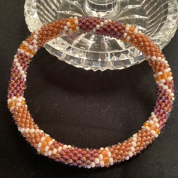 Beaded Bangle Bracelet in Corals and White - Picture 1 of 5